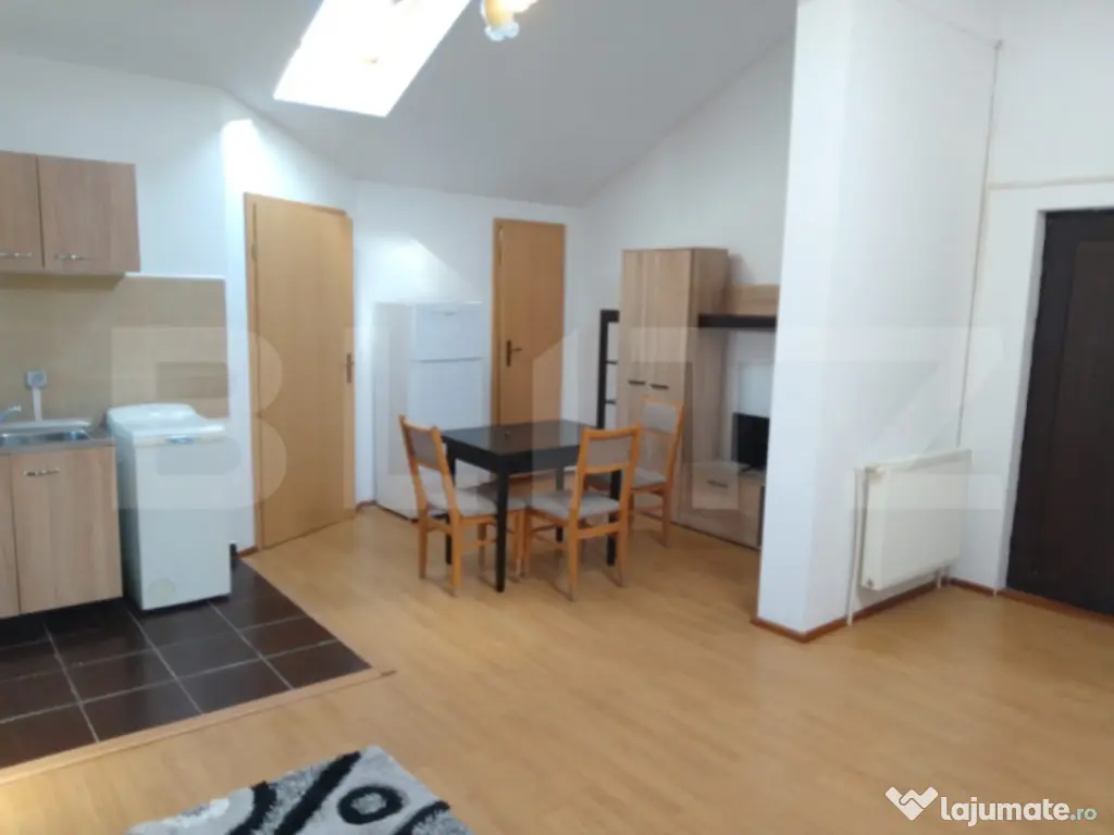 Apartament 3 camere, mobilat, parcare, zona Centrala Gilau