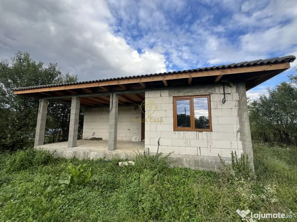 De vanzare Casa cu Teren 3800mp in Comuna Lazuri 