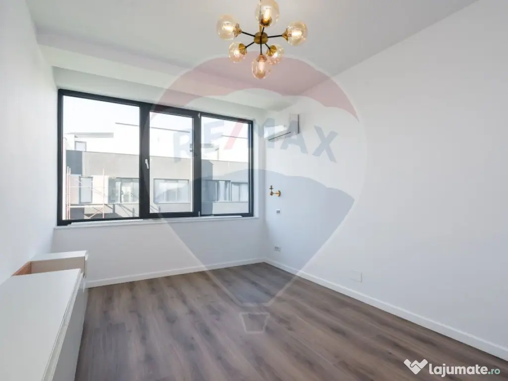 Casă / Vilă cu 5 camere în zona Central