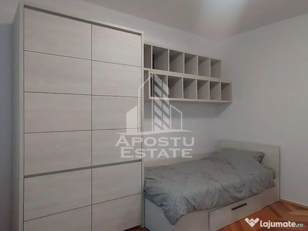 Apartament cu 3 camere decomandat in zona Maranata 