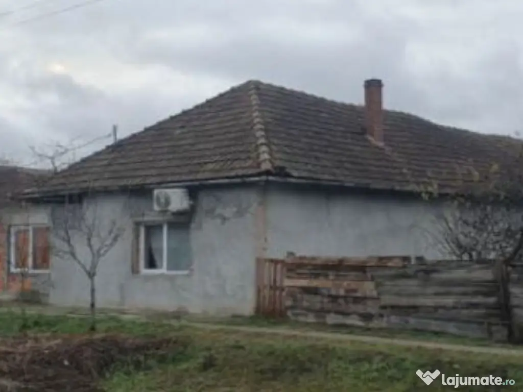 Cota 1/2 din casa -Loc. Sintea Mare, jud. Arad