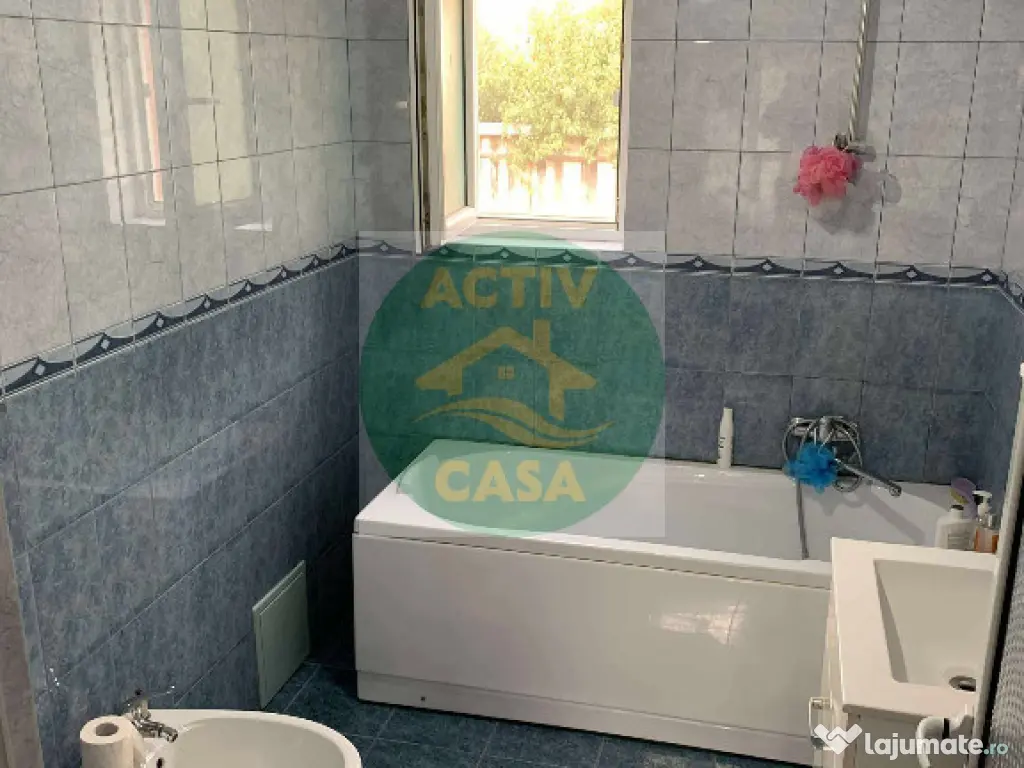 Casa de vanzare zona Roman