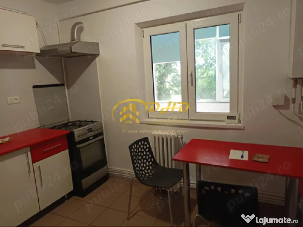 Inchiriez apartament cu 3 camere, Nicolina, pet-friendly