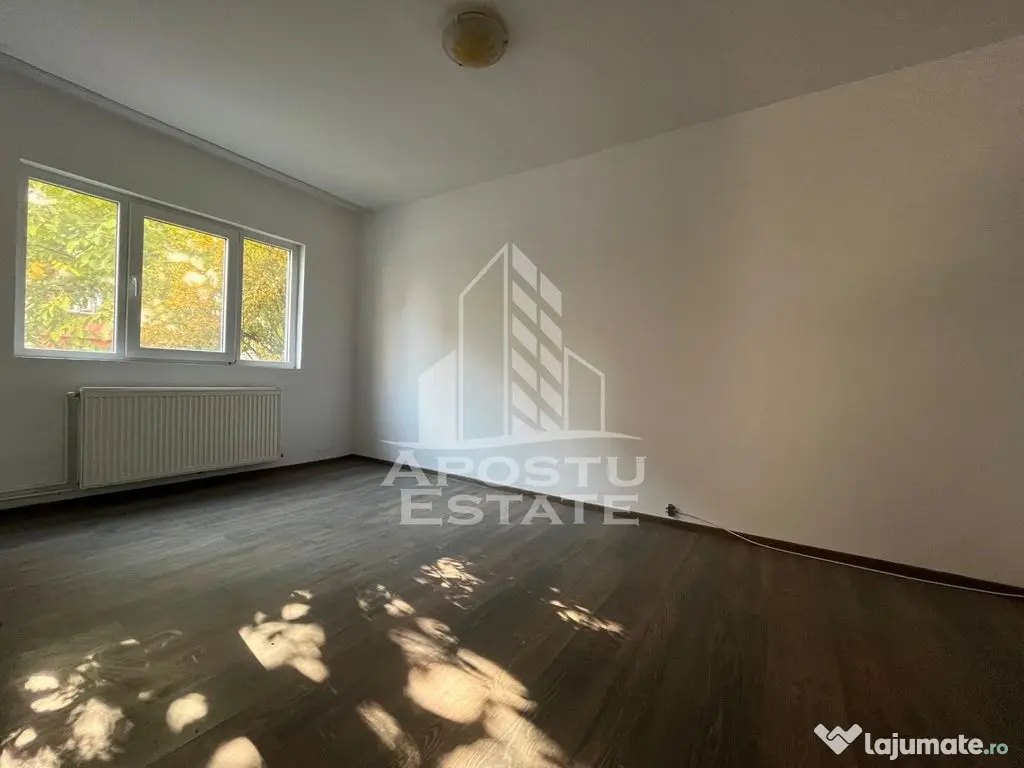 Apartament 2 camere, semidecomandat, renovat, zona Girocului 