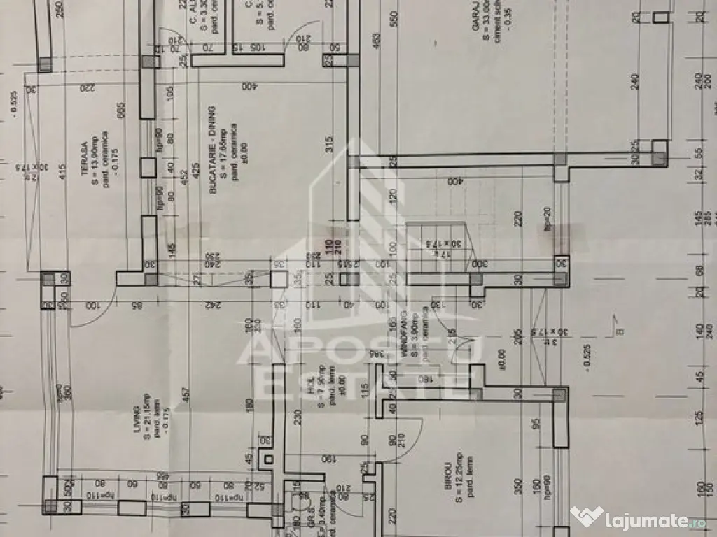 Casa la gri cu potential multiplu: birouri, cabinete, ser... 