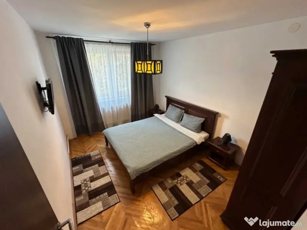 Apartament 2 camere, semidecomandat - zona Vlahuta