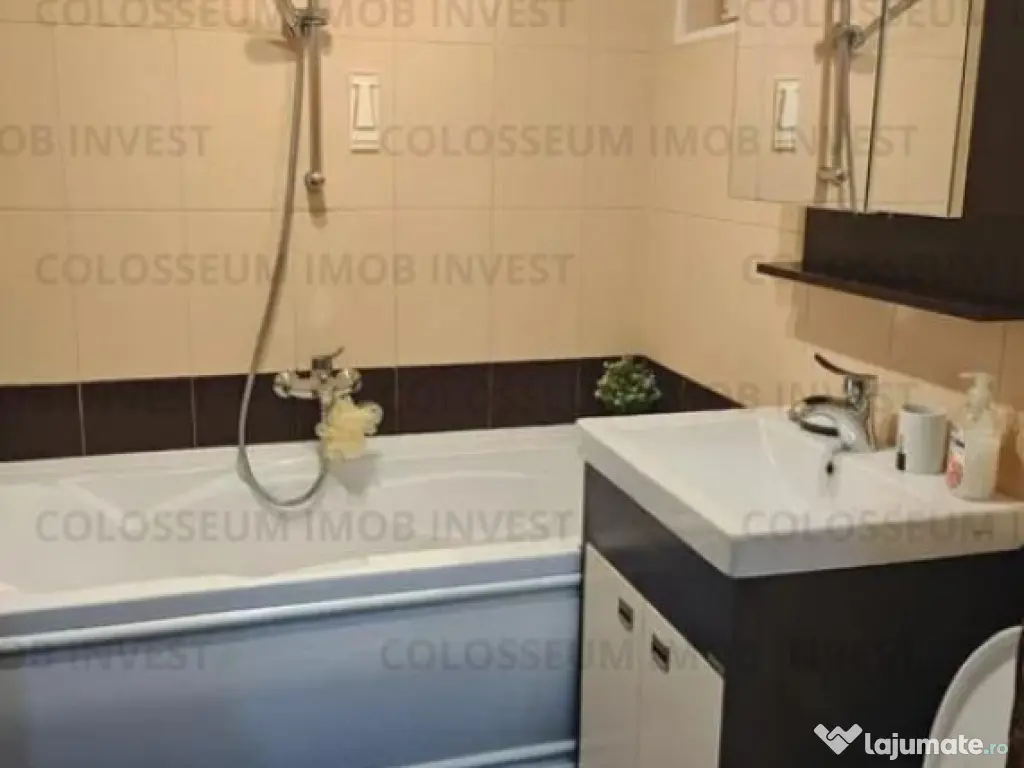 Apartament 3 camere, decomandat - zona Noua-Calea Bucuresti. 