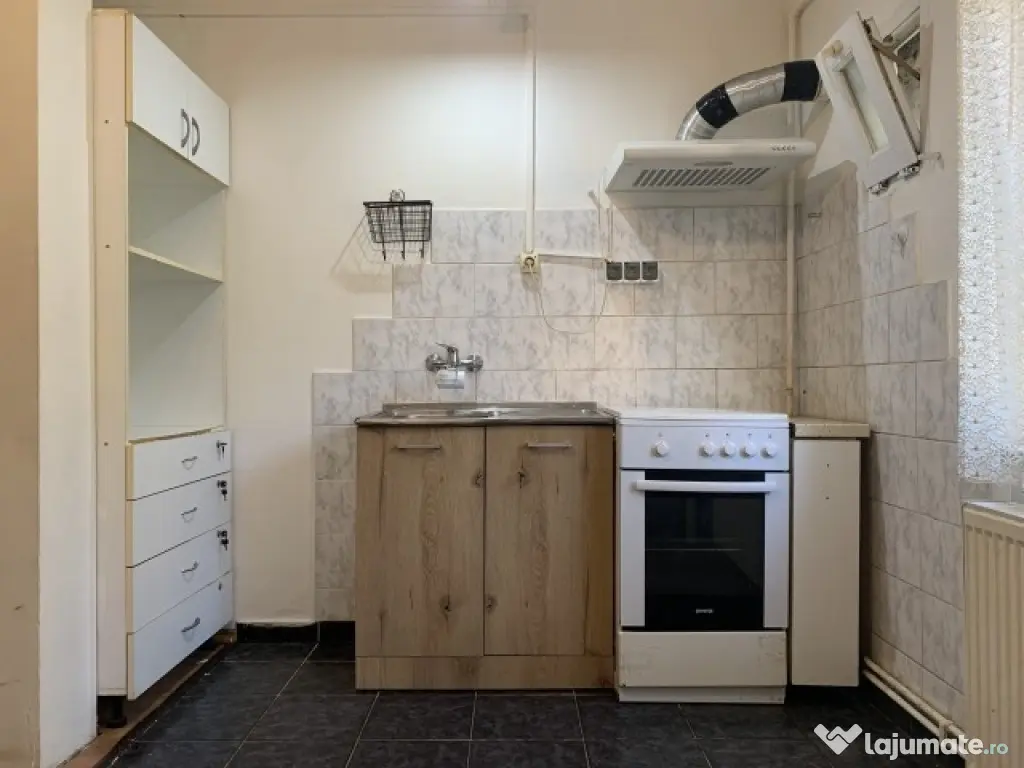Inchiriez apartament 2 camere,decomandat, 60mp,Timisoara, 400euro