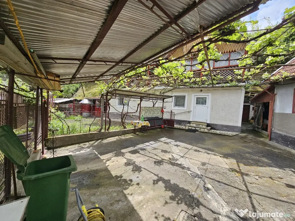 Casa Deva, strada Calugareni 