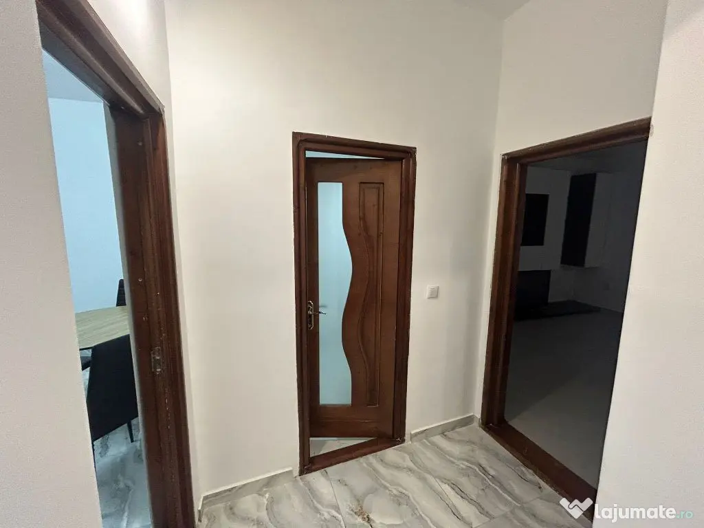 2 Camere Piata Constitutiei + Loc de Parcare 