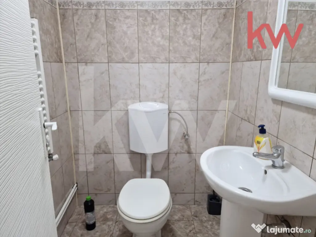 Spațiu comercial – central, compartimentabil 