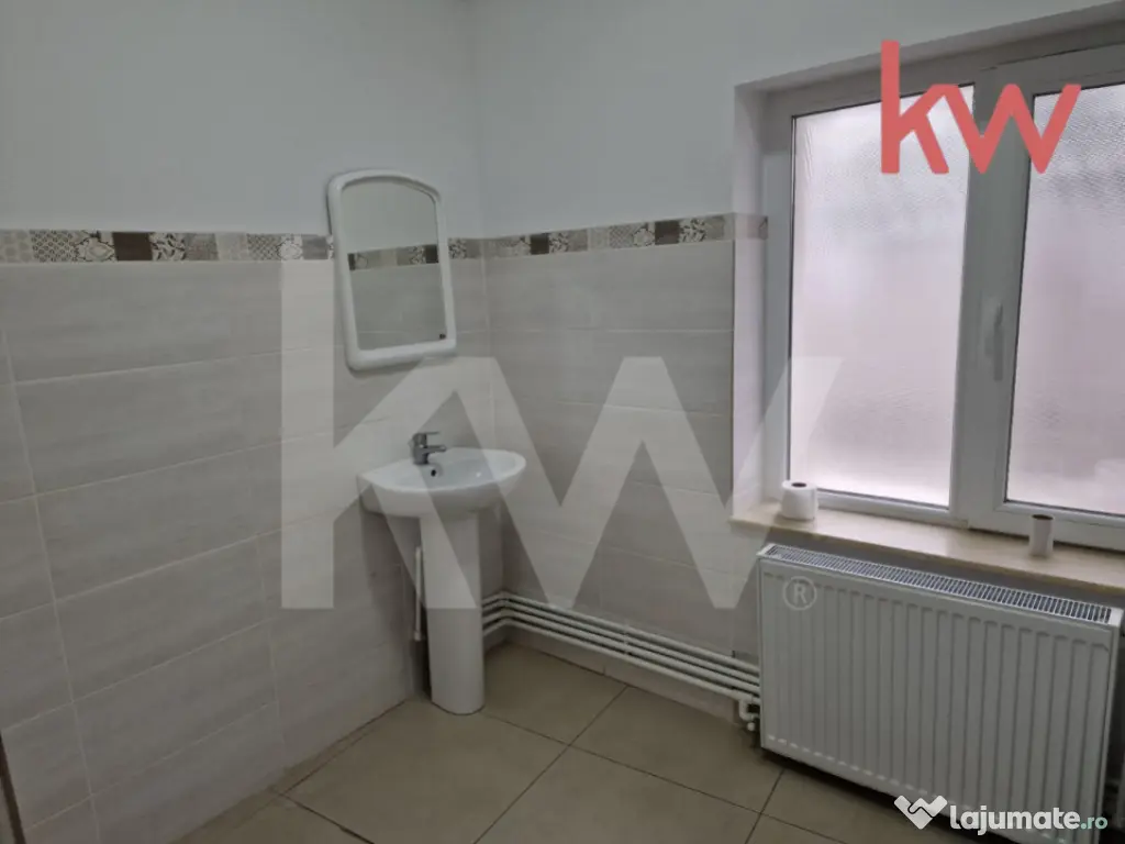 Spațiu comercial – central, compartimentabil 