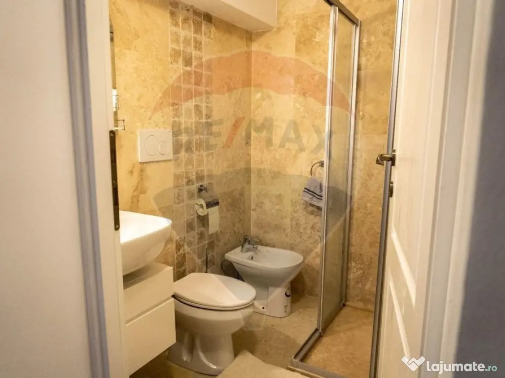 Vila unica in inima Bustenilor, vedere directa spre Caraiman