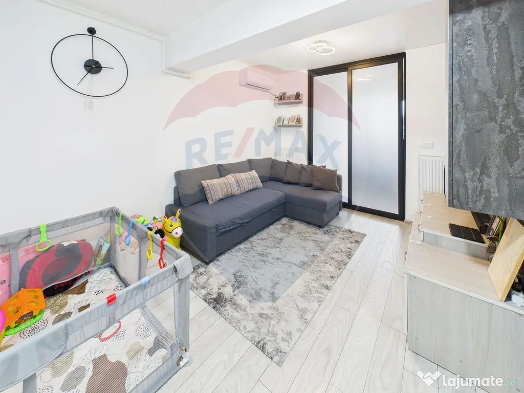 Apartament 3 camere - Titan, balcon generos și 2 locuri ... 