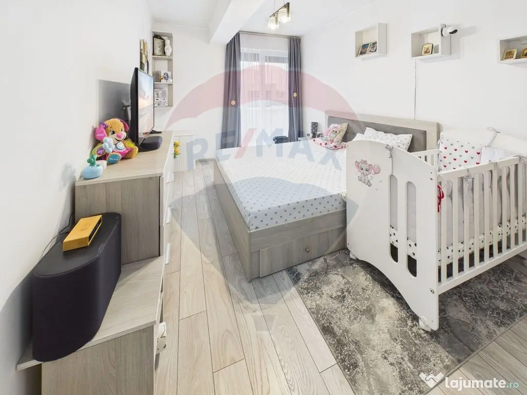 Apartament 3 camere - Titan, balcon generos și 2 locuri ... 