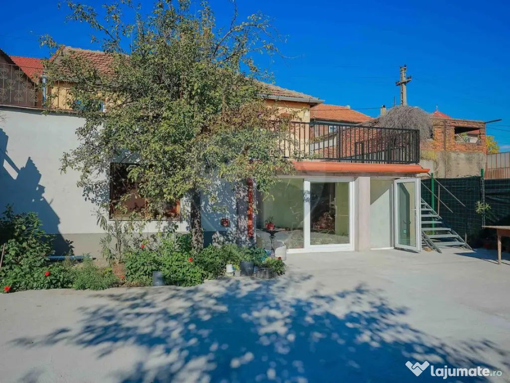 Casă cu 4 camere de vânzare în zona Dealuri Oradea 