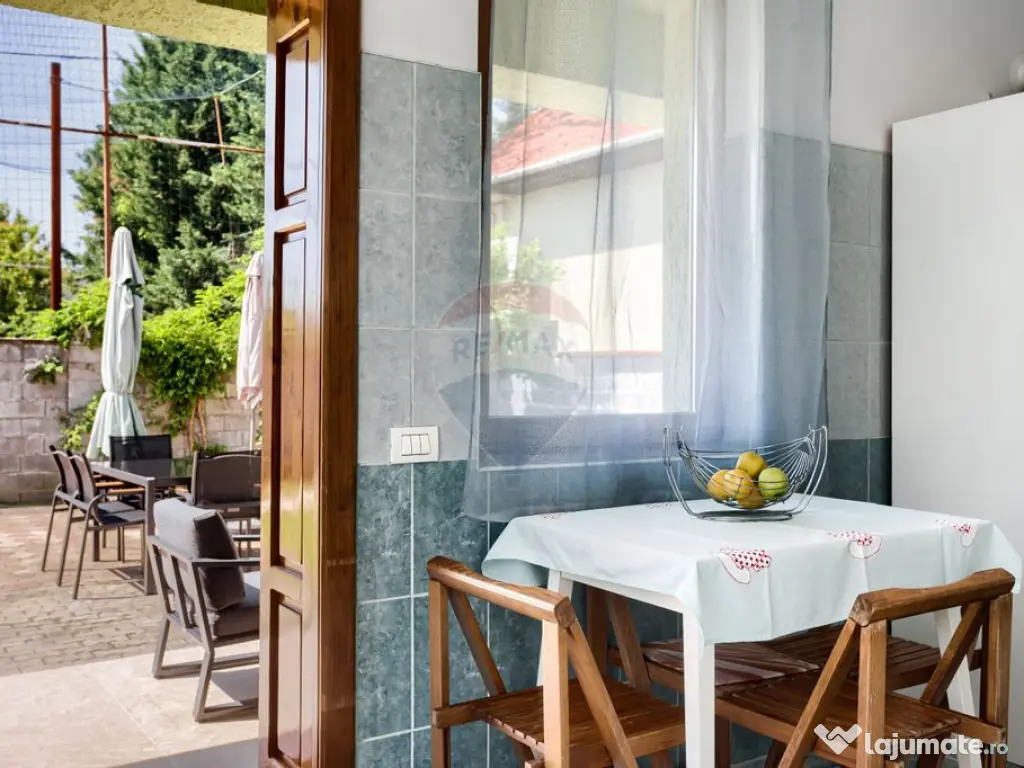 Casă cochetă de vânzare, teren 954 mp, posibil parcela... 