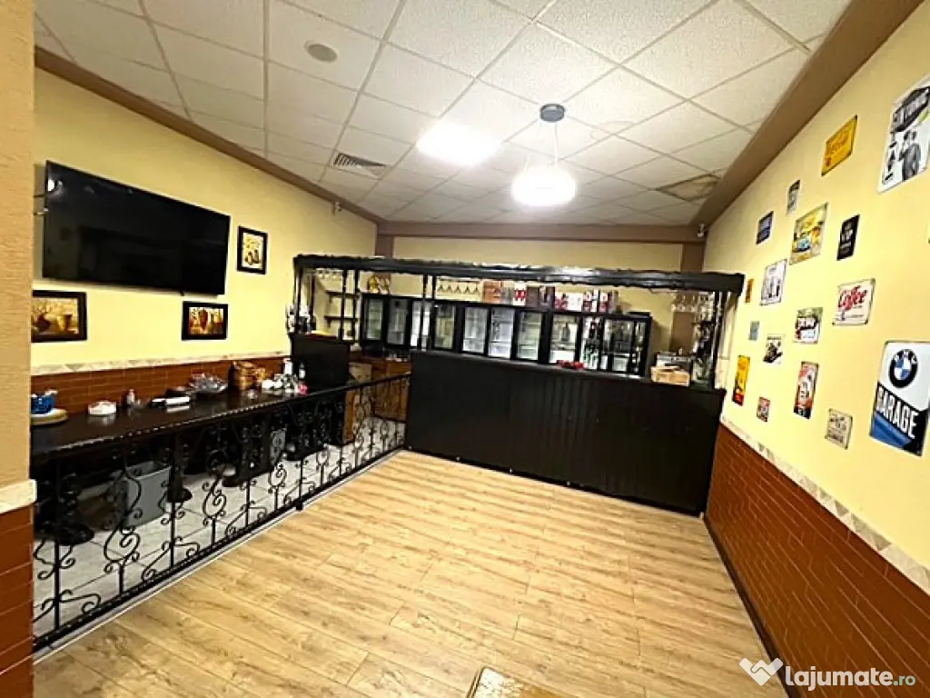 VANZARE CLADIRE CU RESTAURANT UTILAT COMPLET PLUS SPATIU COM