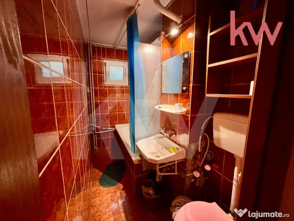 Apartament spatios - 2 Camere, Etaj 1 - Craiovita Noua 