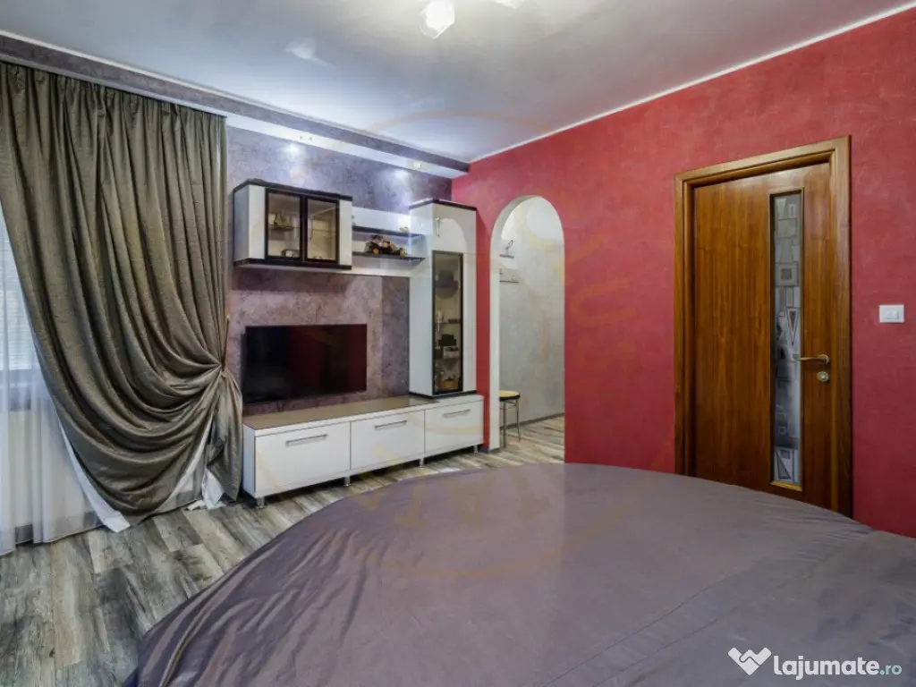 Vilă individuală cu piscină, garaj dublu • teren 766 m 