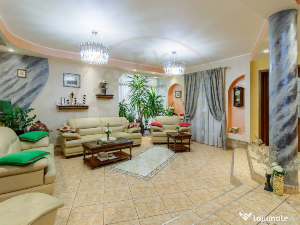 Vilă individuală cu piscină, garaj dublu • teren 766 m 