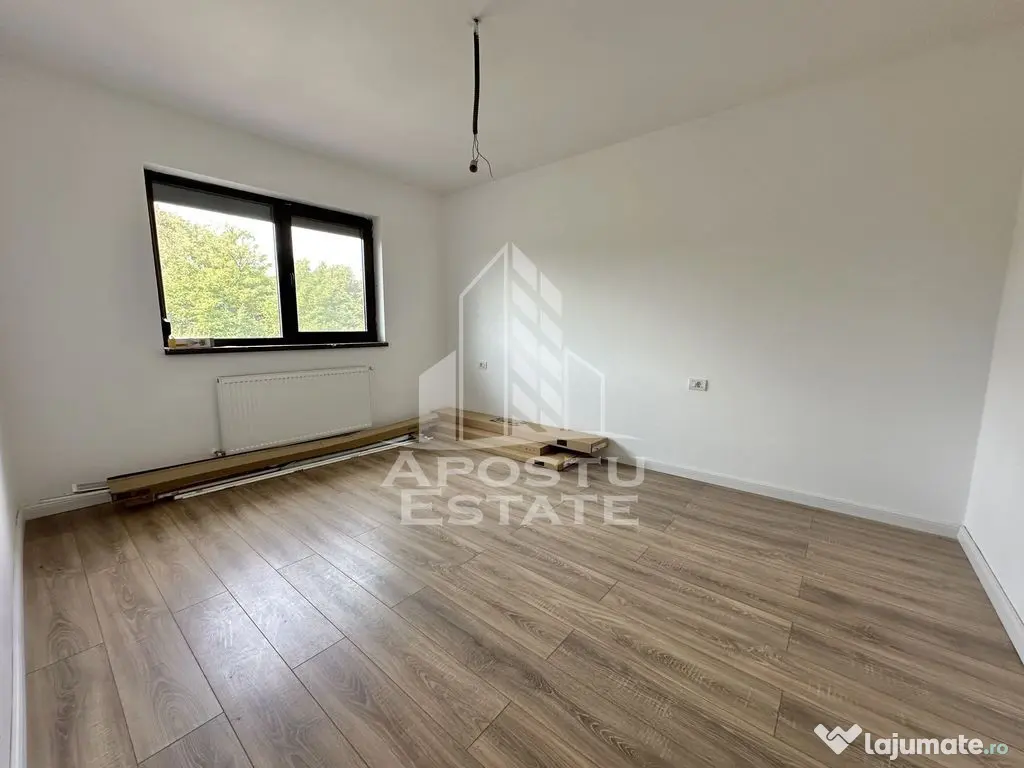 Duplex cu 4 camere, 2 bai si dressing in Giroc la asfalt. 