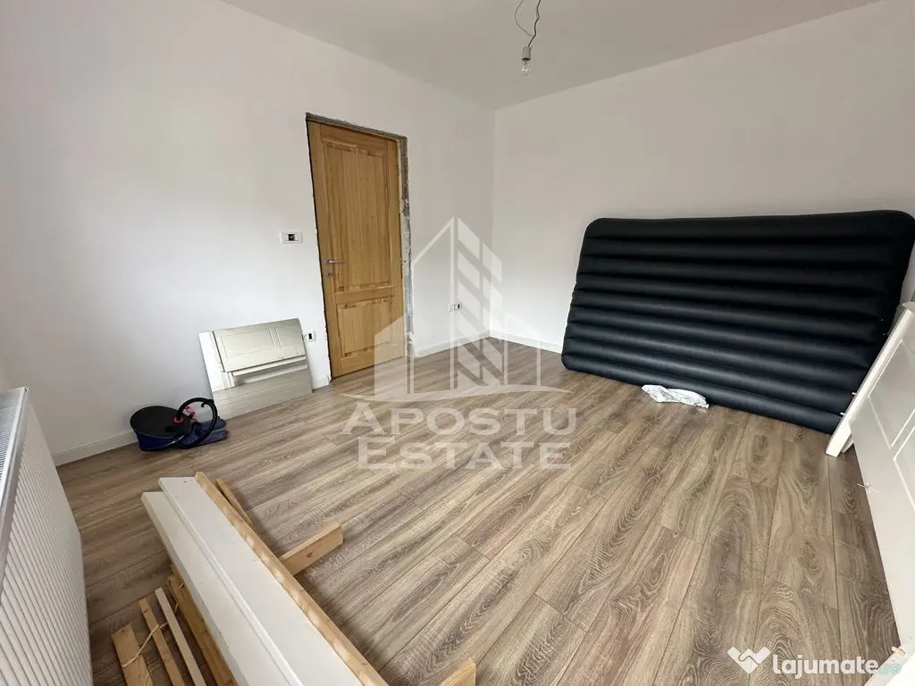 Duplex cu 4 camere, 2 bai si dressing in Giroc la asfalt. 