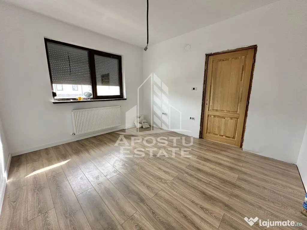 Duplex cu 4 camere, 2 bai si dressing in Giroc la asfalt. 