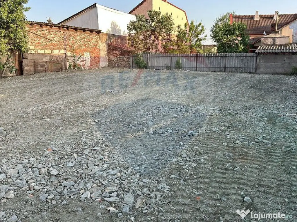 Teren de inchiriat pe strada Cocorilor