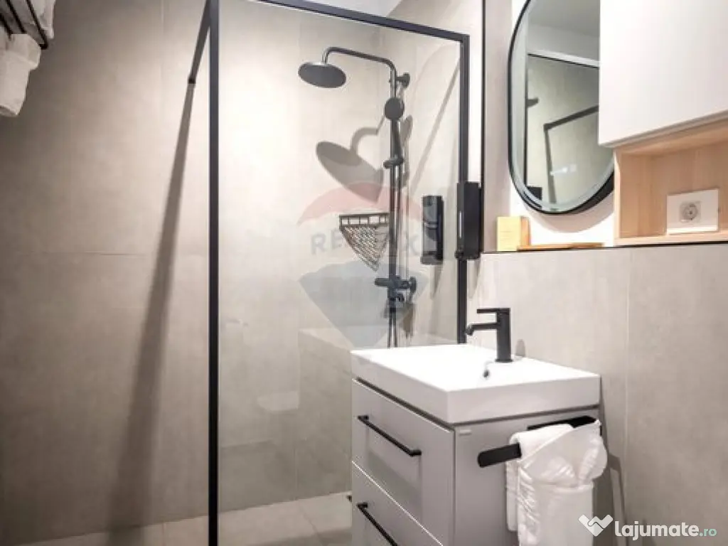 Studio cu terasă și vedere către munți – Green Futu...