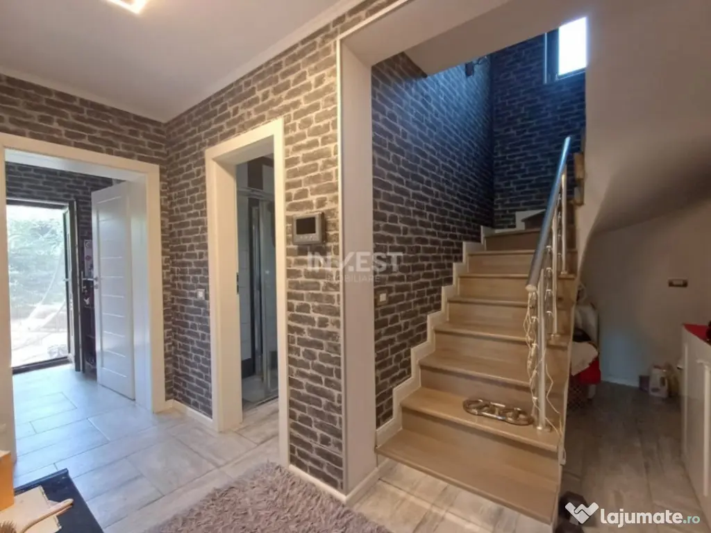 VILA CU 5 CAMERE, 150 MP UTILI, BECI, GARAJ, 717 MP TEREN, V