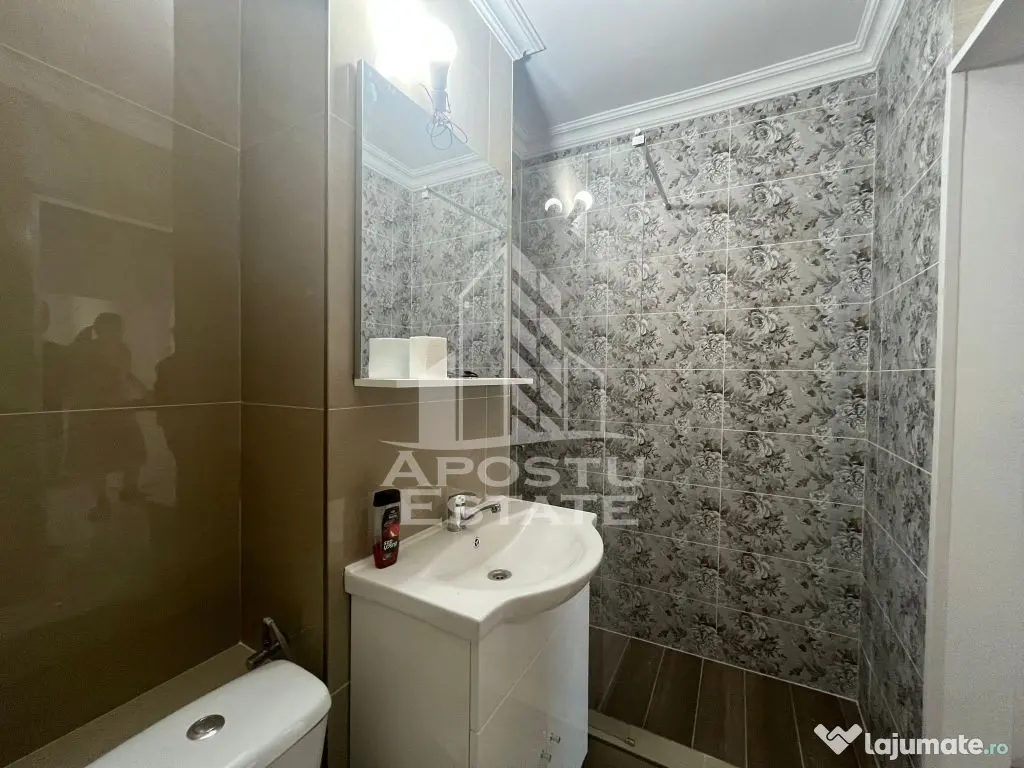 Apartament cu 2 camere, decomandat, renovat, zona Dambovita 