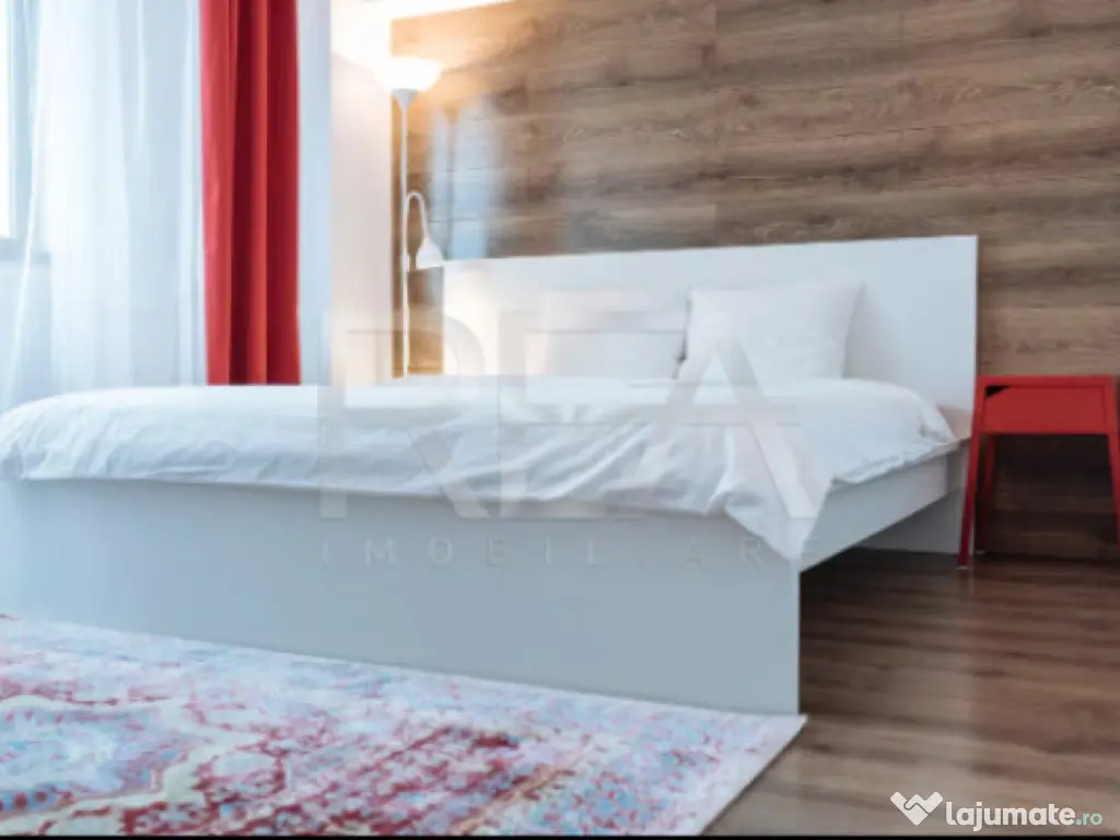 Apartament cu 4 camere cu vedere spre fântânile de la Pia? 