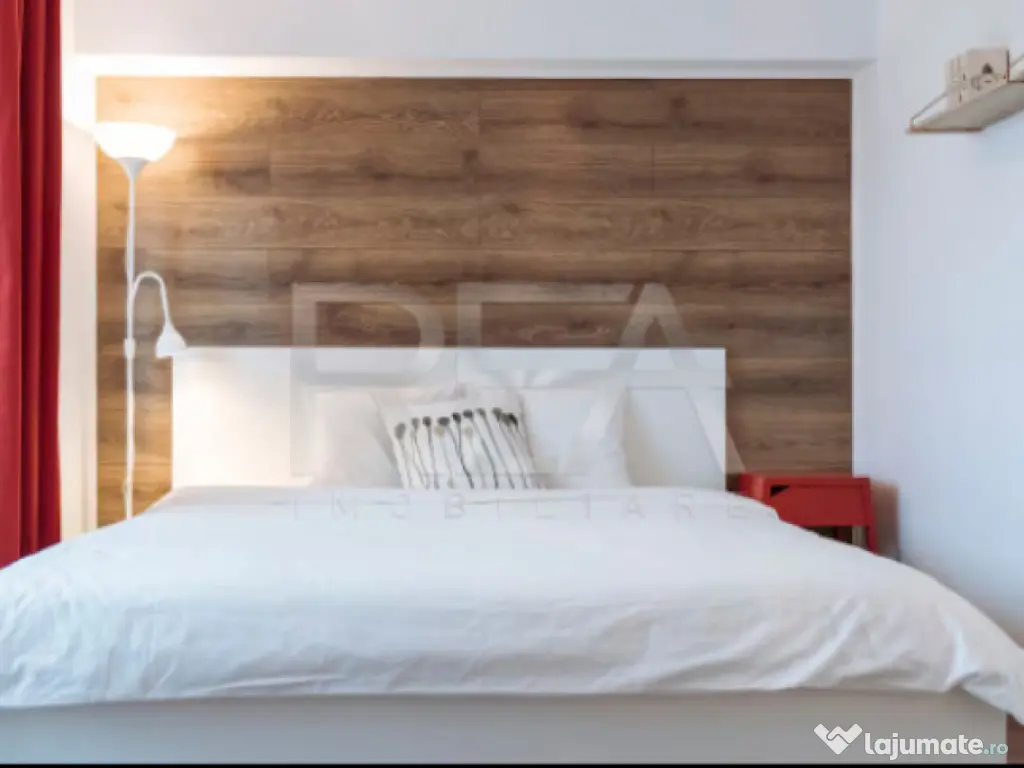 Apartament cu 4 camere cu vedere spre fântânile de la Pia? 