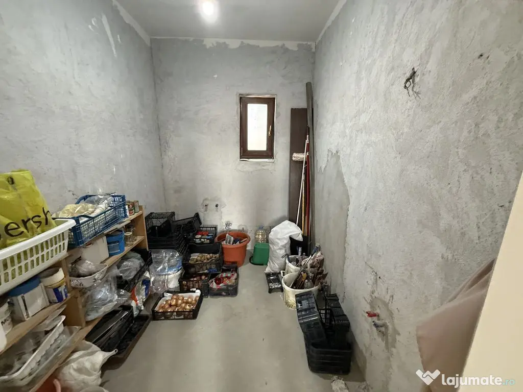 Apartament 3 camere zona Dacia 