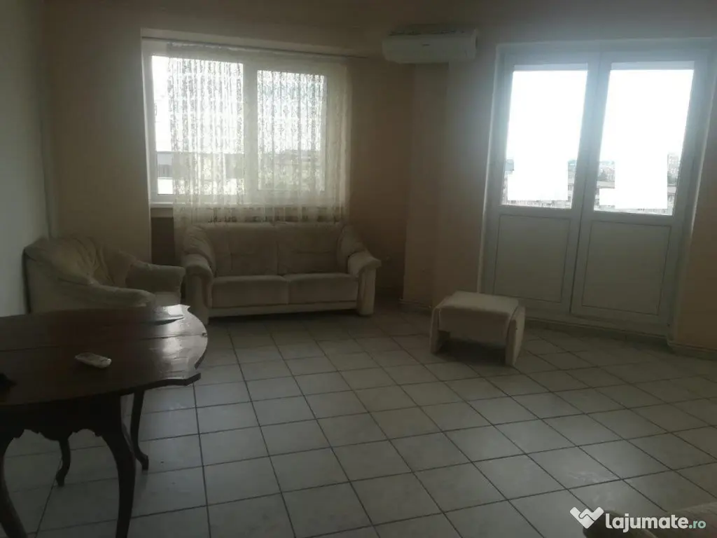 ULTRACENTRAL 2 camere dec vedere deosebita 95000 euro 