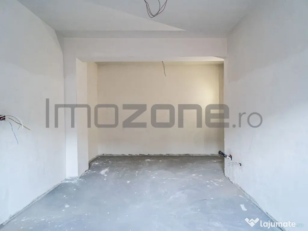 3 Camere, 87 mp, decomandat, 2 balcoane, zona de case, Mi... 