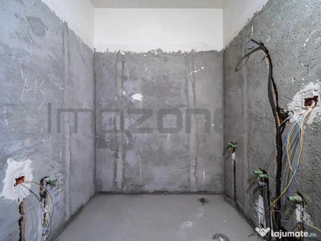 3 Camere, 87 mp, decomandat, 2 balcoane, zona de case, Mi... 