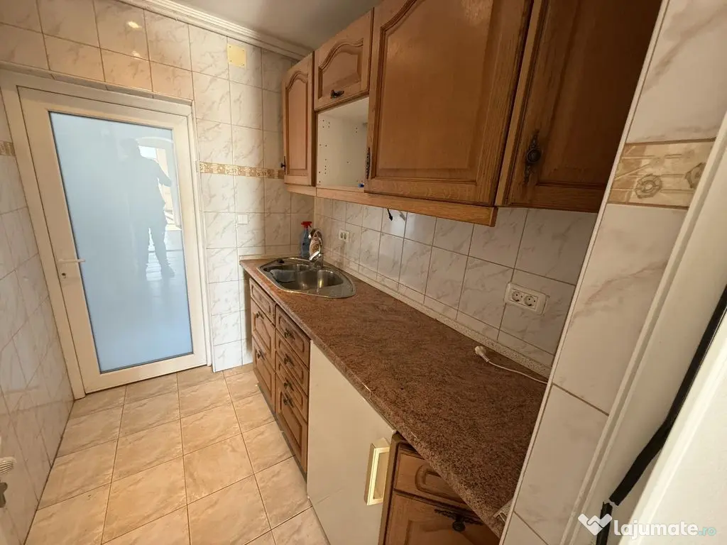 Apartament 6 camere zona Central 