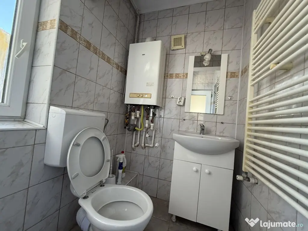 Apartament 6 camere zona Central 