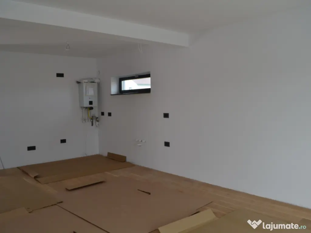 Casa single 4 camere, 110 MP + 500mp teren Stupini 