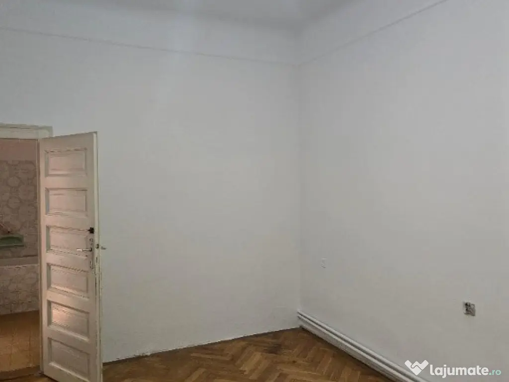 Casa Zona Ultracentrala , 6 cam SC 200 , teren 242, inc oras