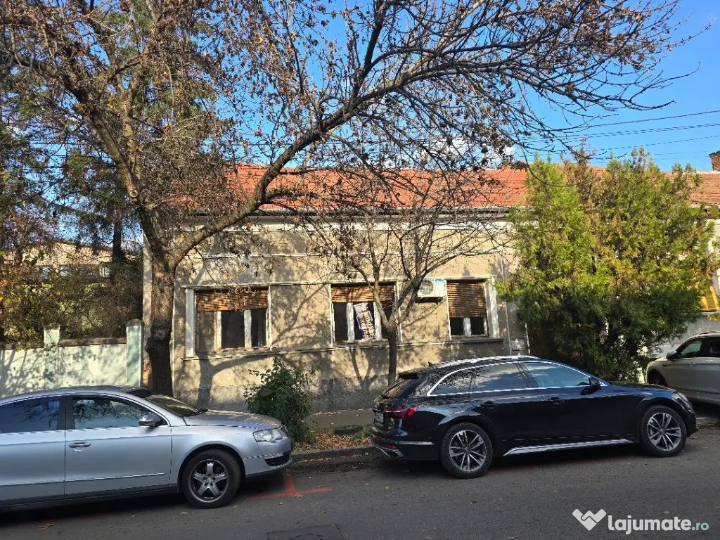 Casa Zona Ultracentrala , 6 cam SC 200 , teren 242, inc oras