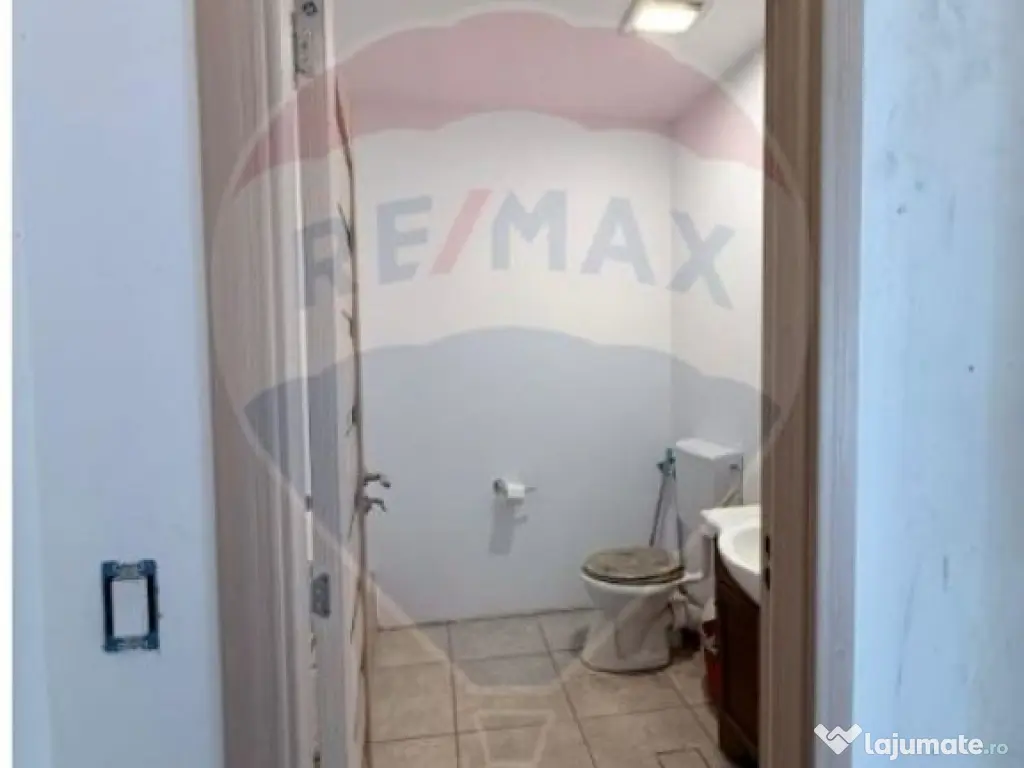 Spațiu comercial 110 mp-Inchiriere- vizibilitate excelentă 