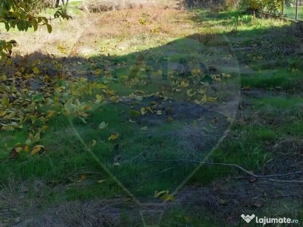 Teren/Loc de casa parcelabil, intre case, 800mp Simnicu d... 