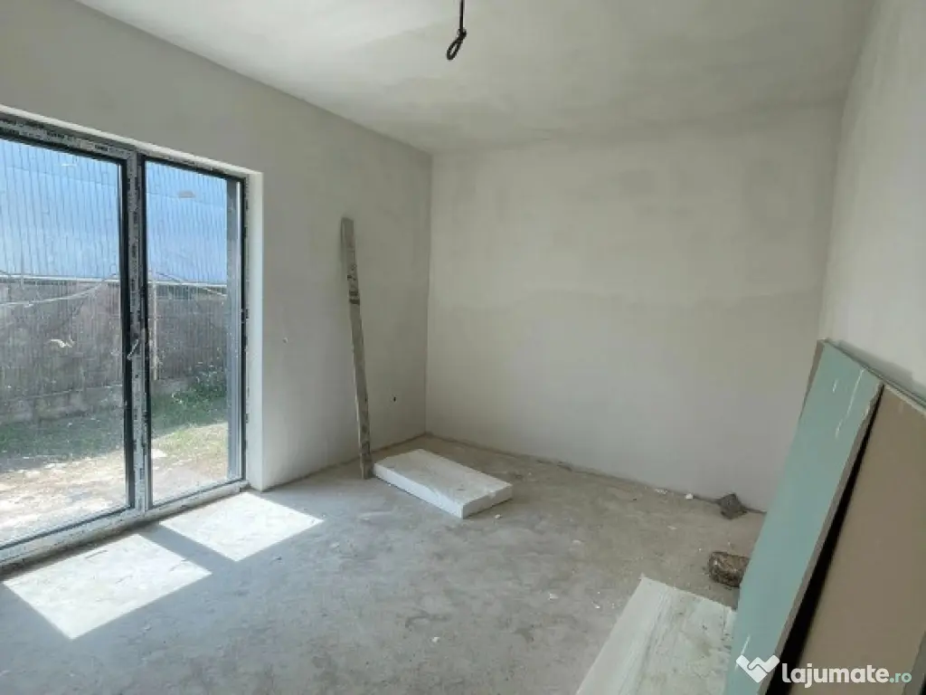 Apartament 2 camere| Bragadiru | Curte proprie