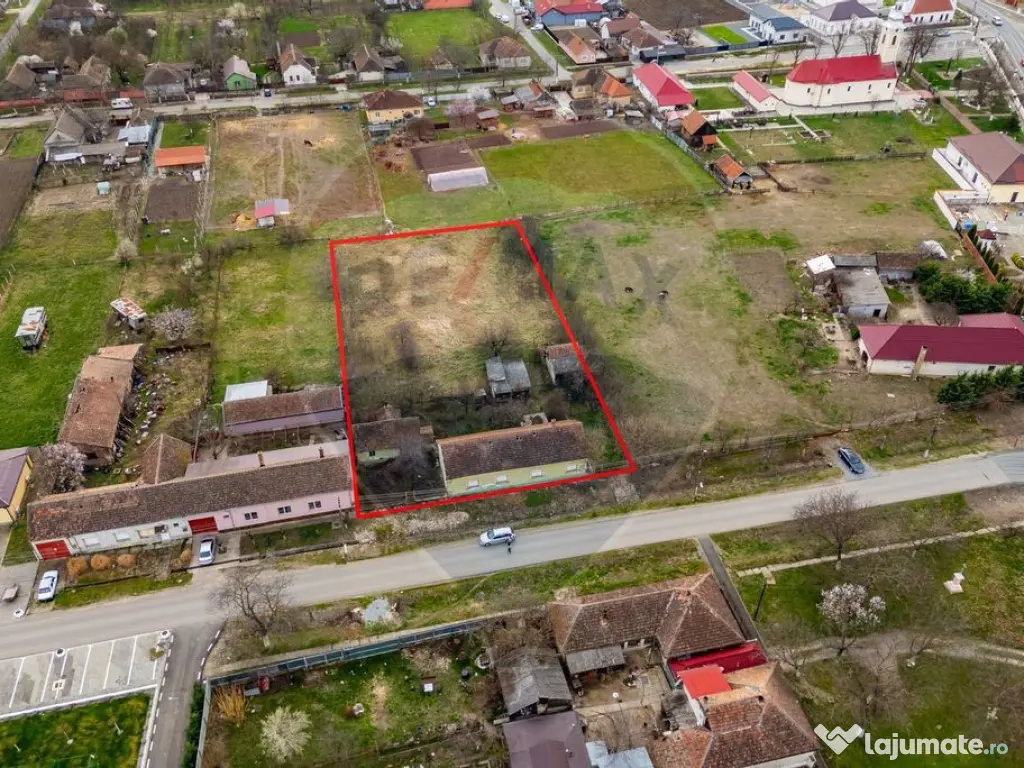 Teren + casa cu potential in centrul loc. Galsa, fs- 30m