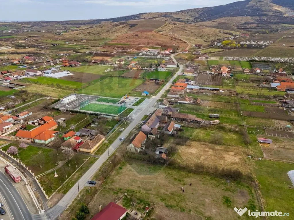 Teren + casa cu potential in centrul loc. Galsa, fs- 30m 