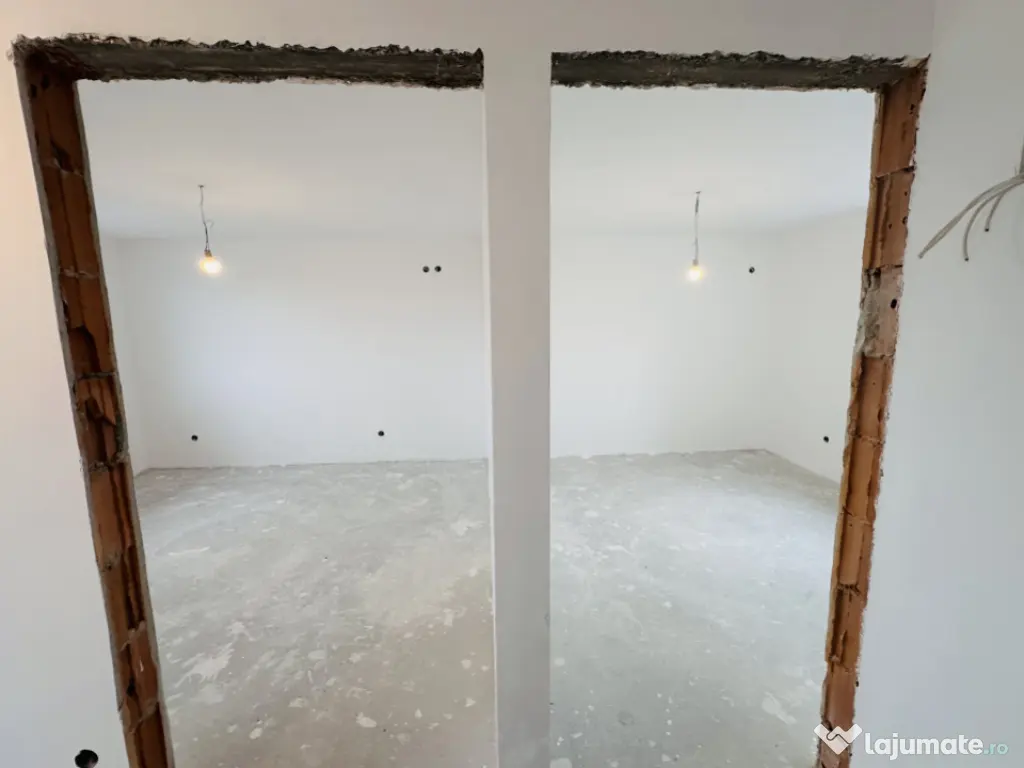 Duplex superb, 141 mp construiti, 295 mp teren, Domnesti