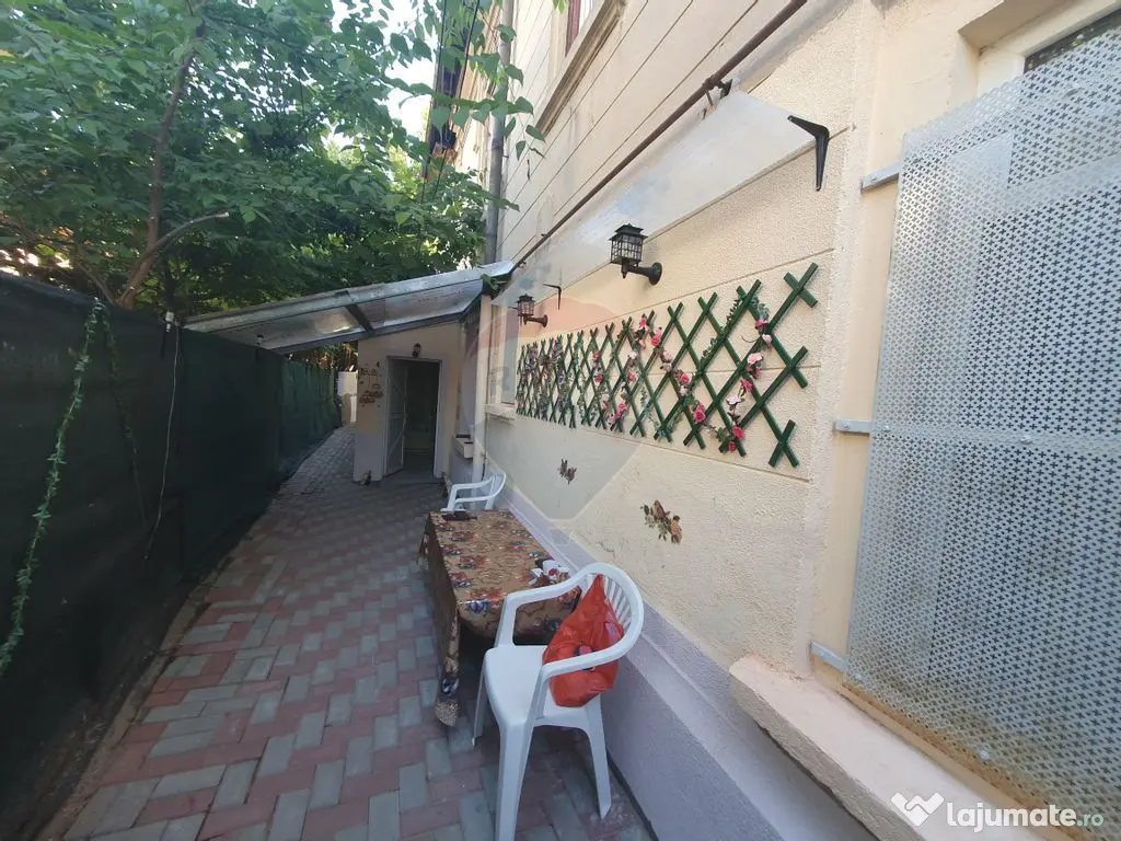 Apartament 2 camere in Casă / Vilă de vanzare str. Camp... 